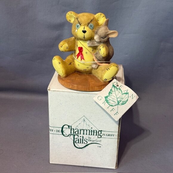 Vintage Charming Tails Figurine Mouse Fitz Floyd Christmas Teddy Bear Not Alone - Picture 1 of 4